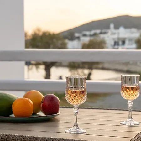 Almyra House Adamantas (Milos)