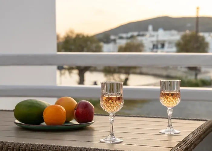 Almyra House Adamantas